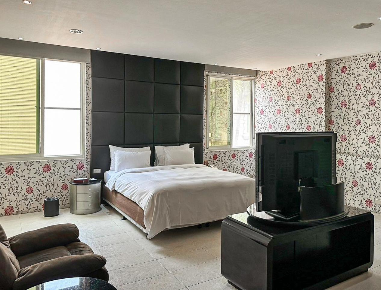 All-Ur Boutique Motel-Jhu Shan Branch Zhushan Eksteriør billede