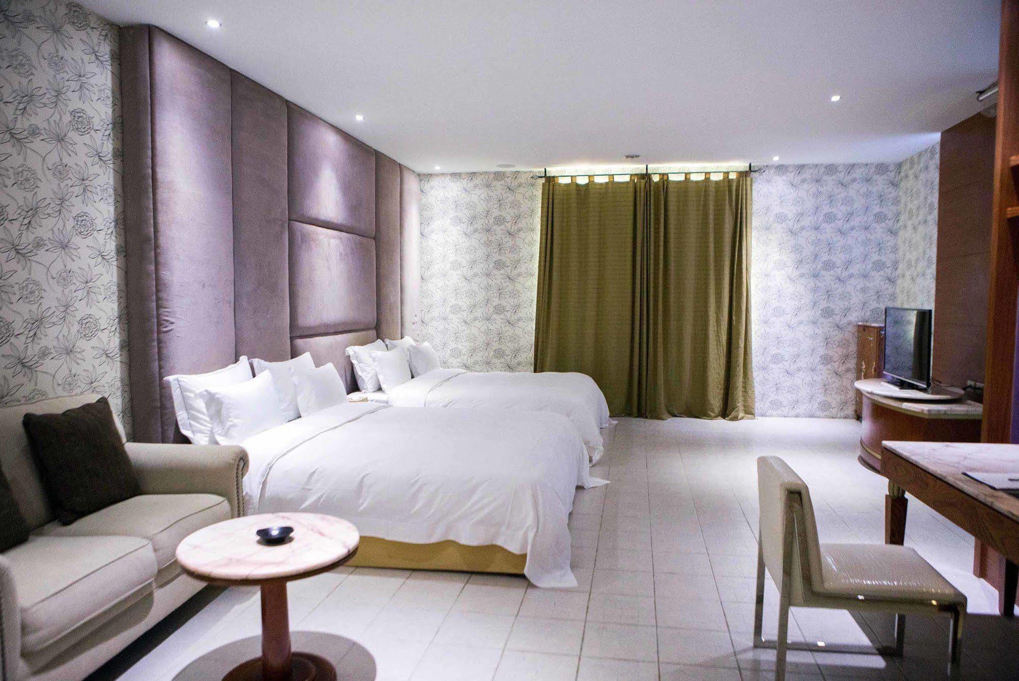 All-Ur Boutique Motel-Jhu Shan Branch Zhushan Eksteriør billede