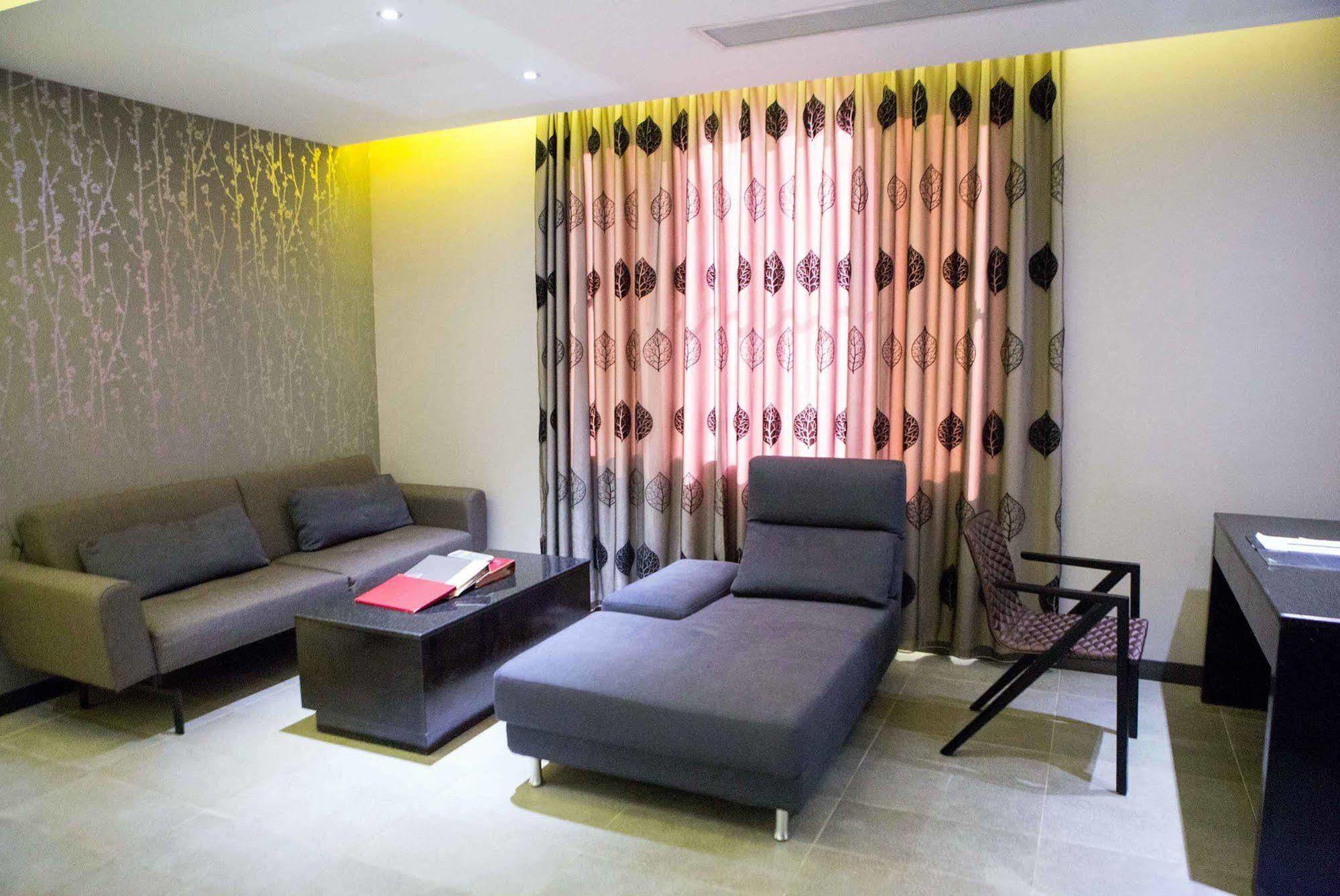 All-Ur Boutique Motel-Jhu Shan Branch Zhushan Eksteriør billede